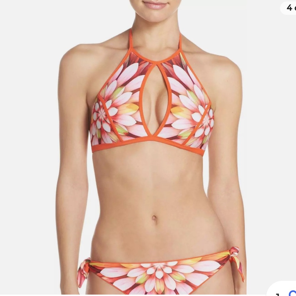 Robin Piccone 'Arianna' Reversible High Neck Bikini Top size X small